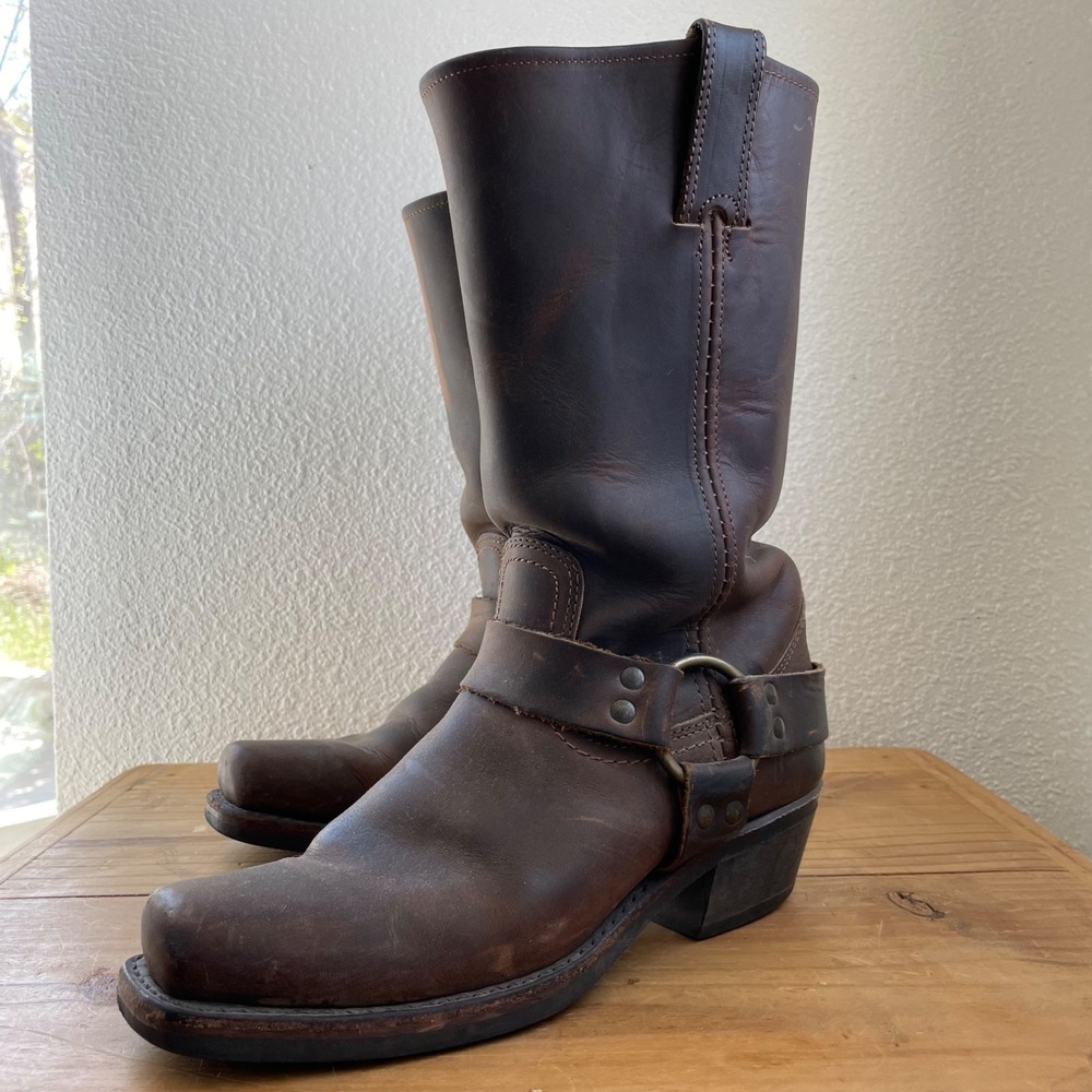 FRYE Women's  Size 7.5 Harness 12R Boot Brown Pull On Biker Moto 77300 Mid Calf